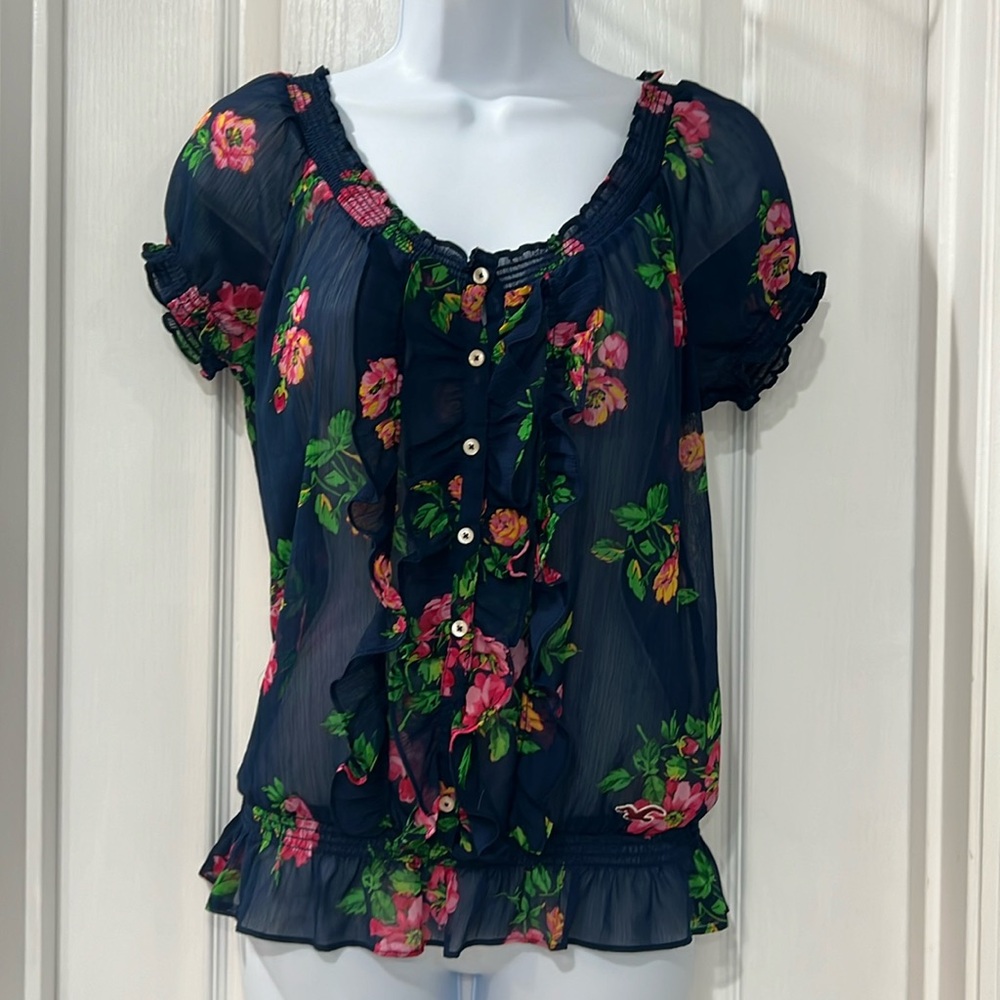 Hollister Boho Floral Chiffon Top Size Medium